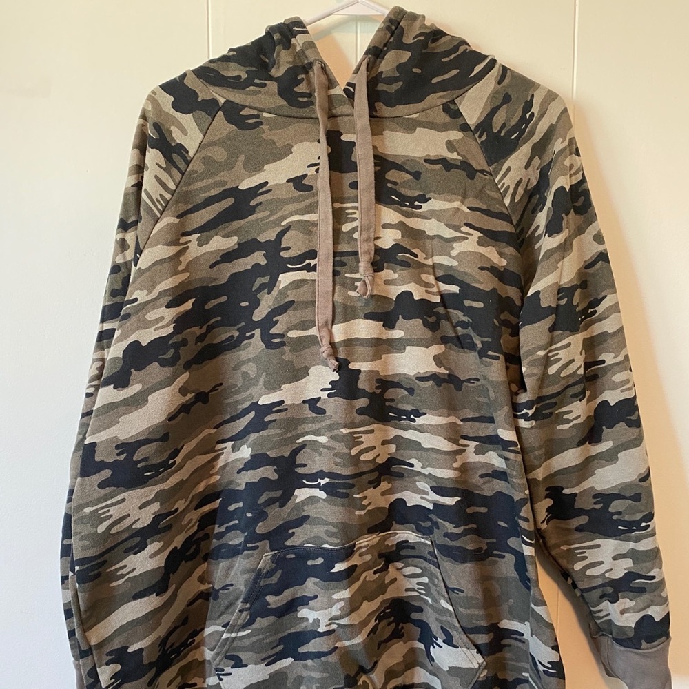 Camouflage Hooded Sweatshirt